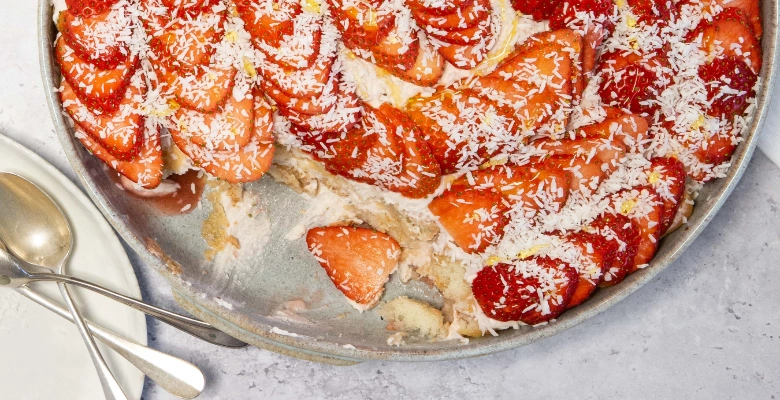 Tiramisu aux fraises et à la noix de coco bio