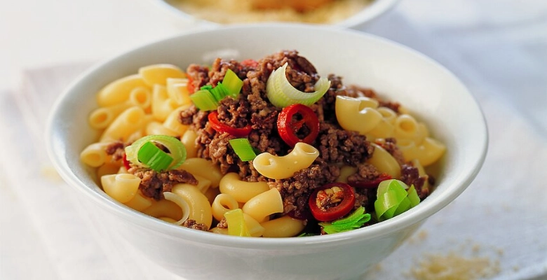 Pasta con sugo di carne e porri bio